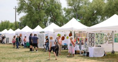 Art in the Park returns with colourful creations and live entertainment
