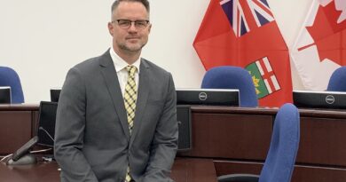 Iain Lovatt acclaimed as mayor, new faces on council